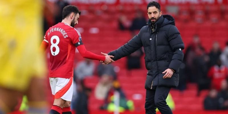 Bruno Fernandes đã nhận được lời khuyên từ Bryan Robson