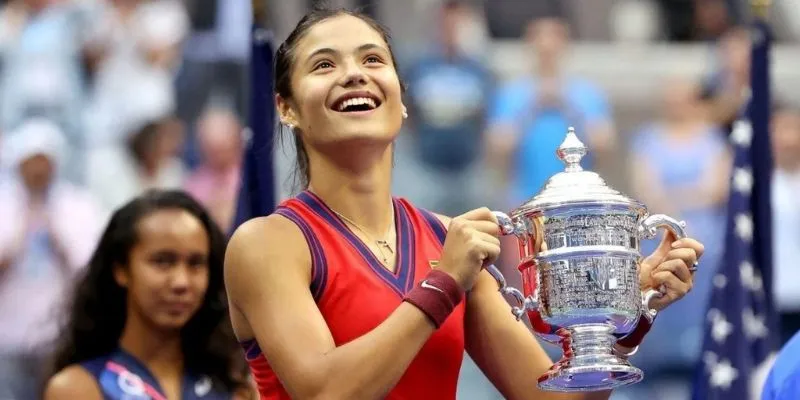 Emma Raducanu và chiến thắng US Open 2021
