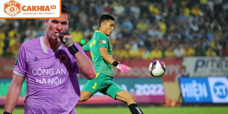 Alex Van-Tam tỏa sáng trong màu áo Boston United U18