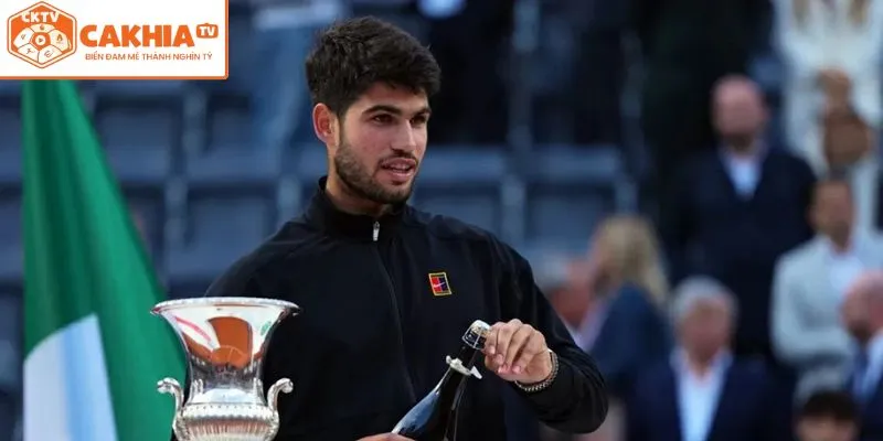 Carlos Alcaraz vô địch Rome Open 2025